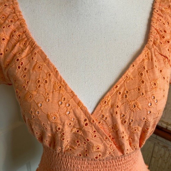 Billabong Eyelet Top - Picture 6 of 11